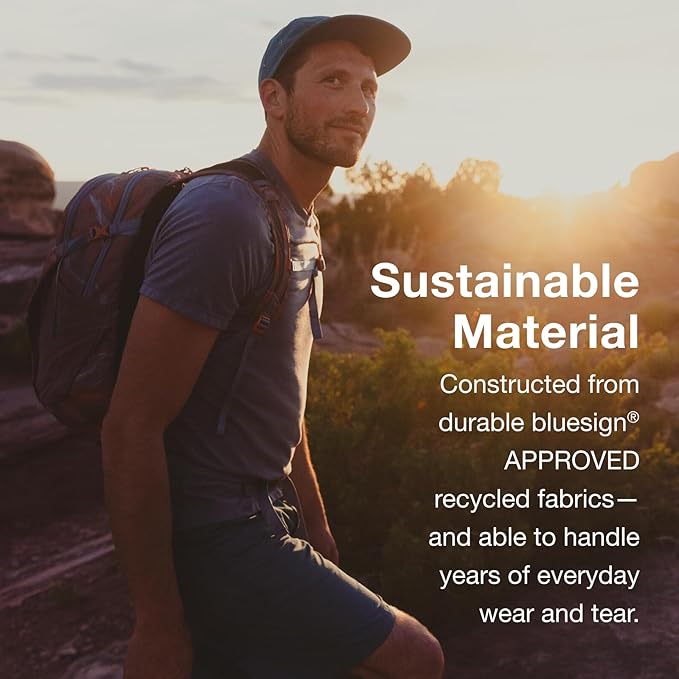 Osprey Daylite Commuter Backpack - Lightweight Everyday Bag with Laptop Sleeve, Bottle Pockets