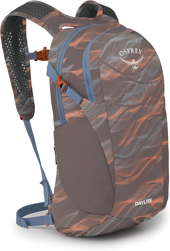 Osprey Daylite Commuter Backpack - Lightweight Everyday Bag with Laptop Sleeve, Bottle Pockets