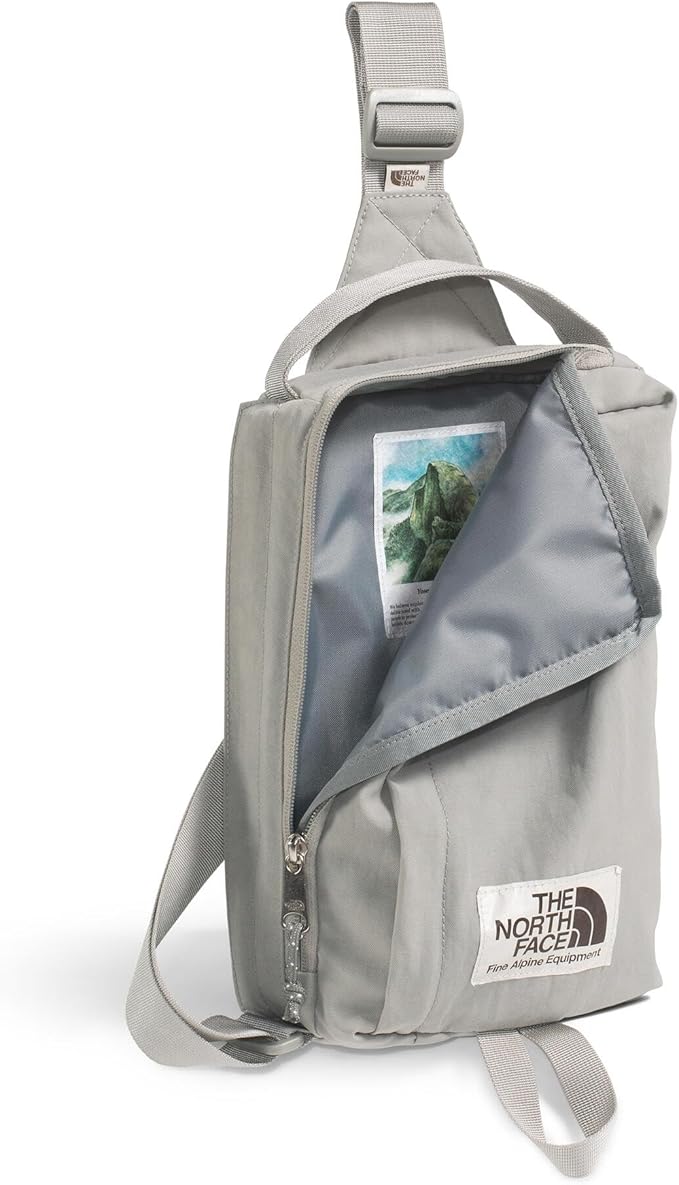 THE NORTH FACE Berkeley Field Bag | Water Repellent Vintage Style Travel Essential, SIing Holds Water Bottles, Phones & Keys
