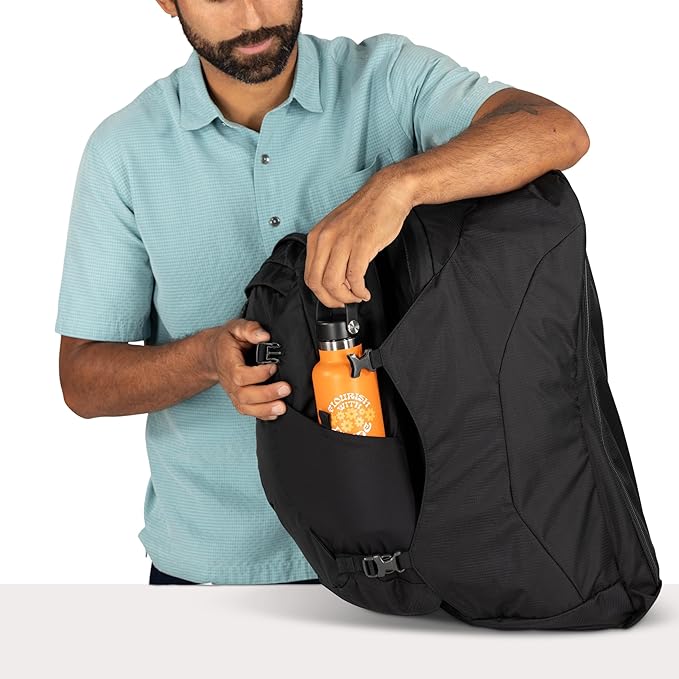 Osprey Farpoint 55L Men's Travel Backpack - Carry On Bag with Personal Item Sized Detachable Daypack, Cascade Blue/Torrent Blue
